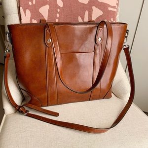 Leather Tote in Tobacco Brown